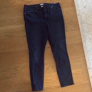 Good American Navy Skinny Jeans